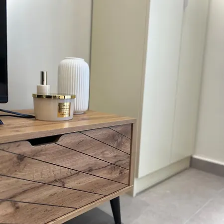 Fillio's 2, Ptolemaida